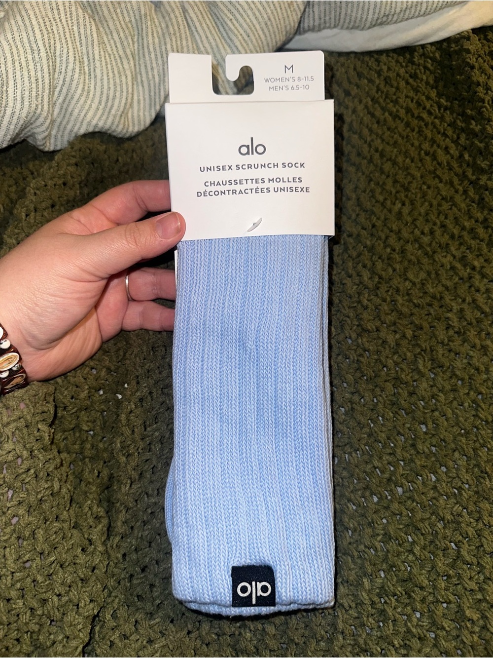 Alo unisex scrunch socks BNWT color seashell blue size 8-11 perfect gift